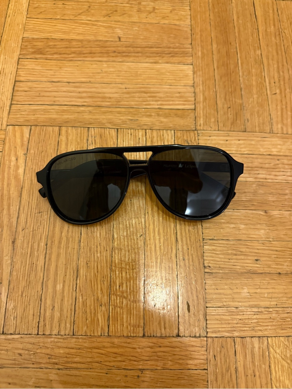 Le Specs All Black Polarized Aviators with Case. ‘Magic’ style